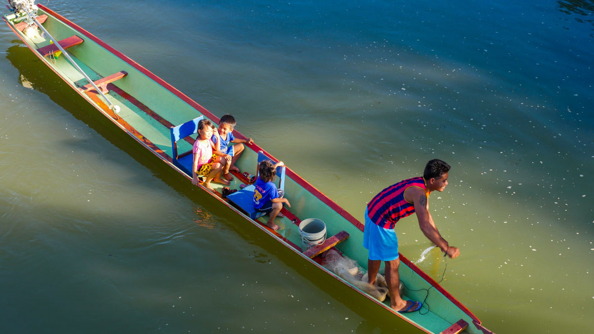 Family fishing, Vang Vieng, Laos